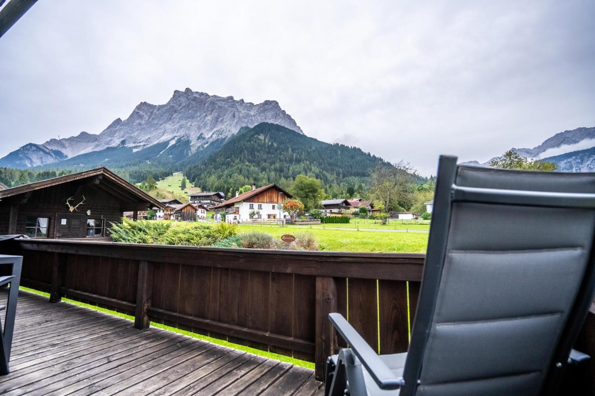 Tiroler Alpblick Appartements Ehrwald Exterior foto