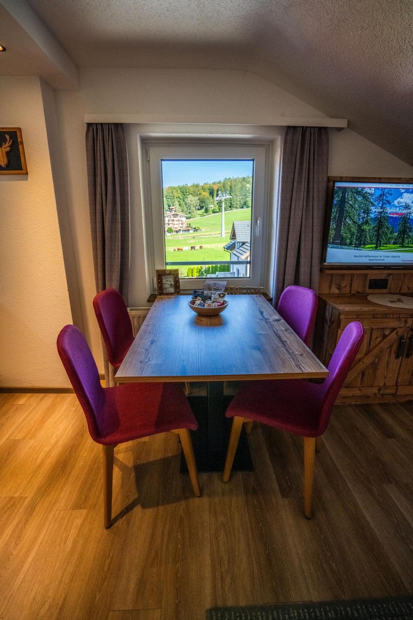 Tiroler Alpblick Appartements Ehrwald Exterior foto
