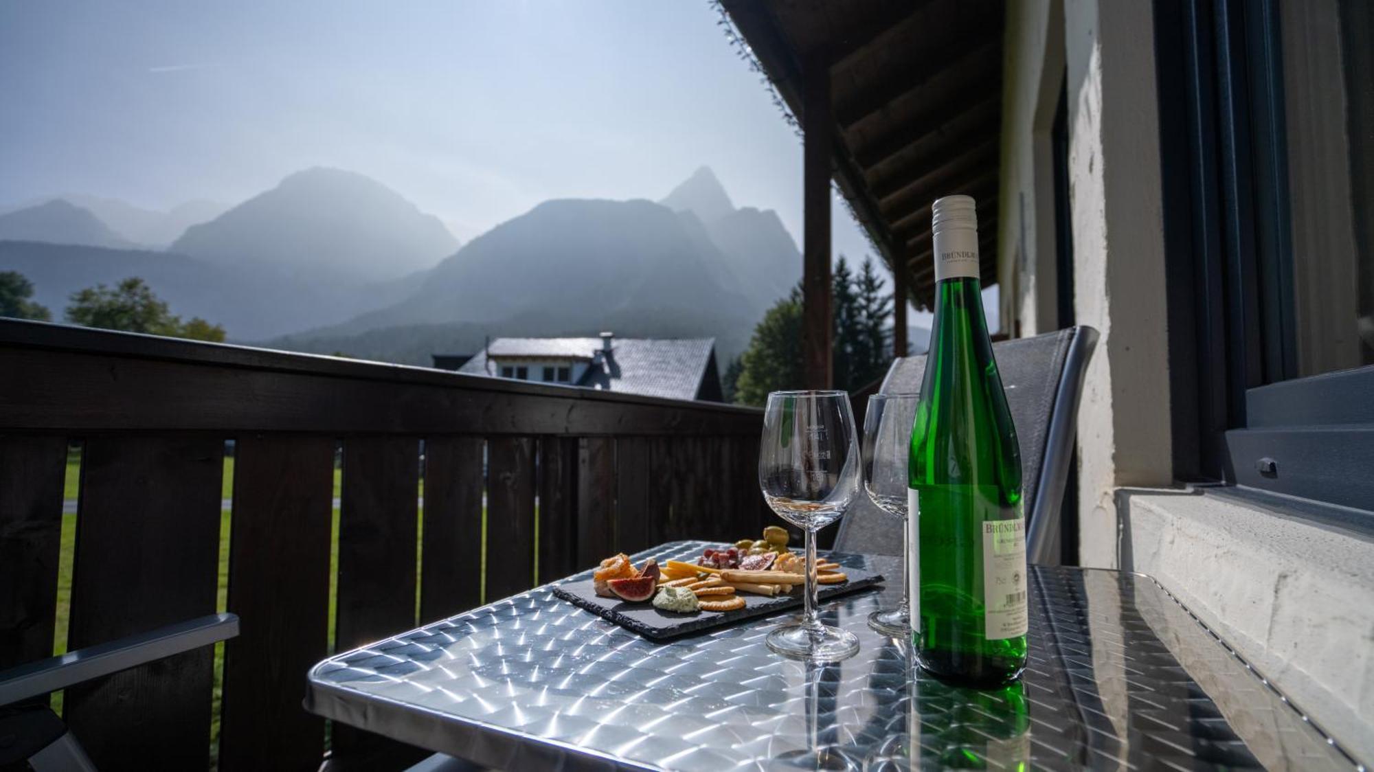 Tiroler Alpblick Appartements Ehrwald Exterior foto